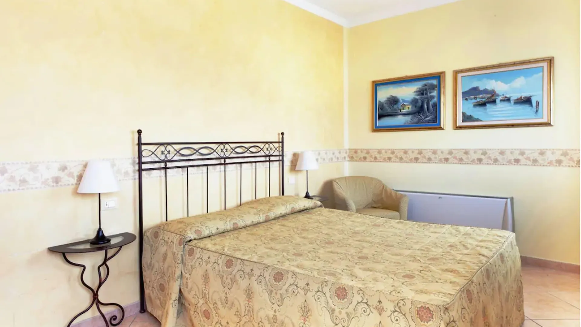 Villa Ambrosina Impruneta 3*,  Italy